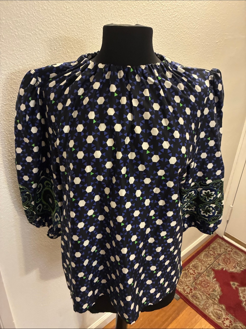 Emily Lovelock Blue & Black Geometric Blouse Size Large